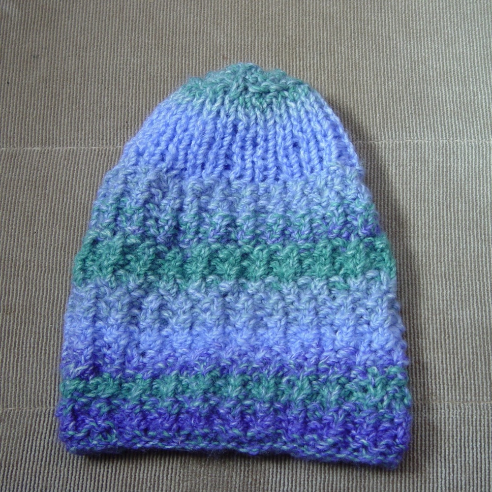 New Woman's Hand knit slouch Hat/Beanie